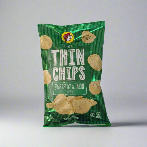 Buc-ee’s Classic Thin Chips Sour Cream & Onion bag in green packaging with Buc-ee’s beaver logo.
