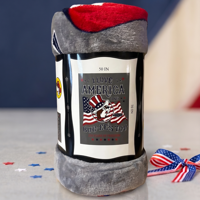 Buc-ee's plush 50x70 4th of july blanket
