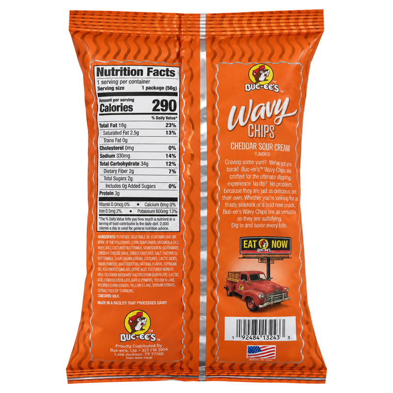 Back of Buc-ee's Cheddar Sour Cream Wavy Chips 2 oz bag with nutrition facts, ingredients and allergen statement